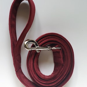 Burgundy Velvet Leash, Velvet leash, dog leash, velvet dog leash, matching leash, 1&quot; wide dog leash, 6&#39; dog leash, wine velvet dog leash