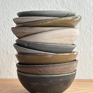 Handgefertigte Keramikschalen, kleine Steinzeugschalen, Dessert-Snackschale, 2er-Set 4 6