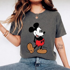 Mickey Mouse-shirt klassieke pose, retro Mickey-T-shirt, vintage stijl Disneyland Trip-shirt, Disney-paar vakantieshirt vakantie afbeelding 9