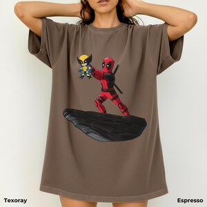 Grappig T-shirt Deadpool met Wolverine, The Lion King-shirt, heren- en dameskleding, Marvel Avengers-shirt afbeelding 4