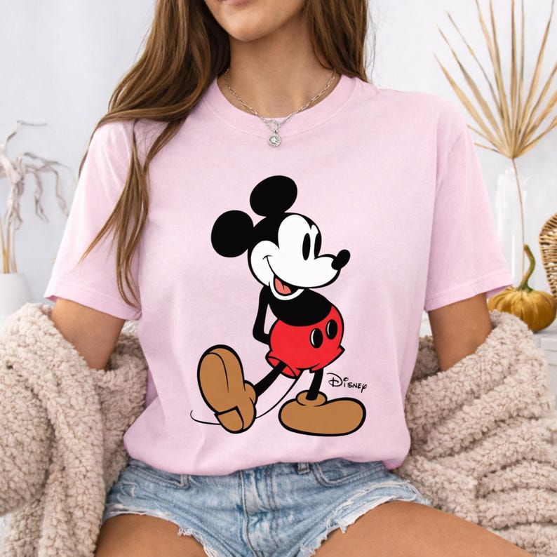Mickey Mouse-shirt klassieke pose, retro Mickey-T-shirt, vintage stijl Disneyland Trip-shirt, Disney-paar vakantieshirt vakantie afbeelding 1