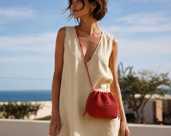 Small Summer Raffia Bag, Lightweight Shoulder Pouch, Minimalist Crochet Crossbody