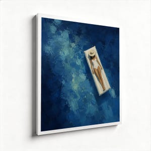 Escapada de vacaciones de verano, Mujer relajándose en un flotador (lienzo), Arte de pared para el ocio junto a la piscina, Escena de agua azul, Decoración para la relajación vacacional