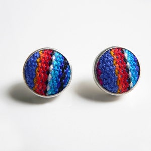 silver earrings with peruvian fabric, peruvian jewelry, contemporary silver earrings