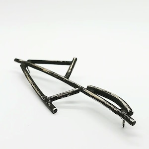 Handmade Brass Brooch: Contemporary Peruvian Artisan Jewelry