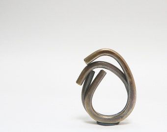 contemporary brass ring, brutalist brass ring, artistic jewelry ring, modernist ring, contemporary jewellery