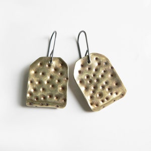 Contemporary bronze earrings, brutalist earrings, hammered brass earrings, brass dangle earrings, mixed metals earrings