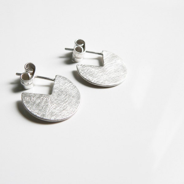 Minimal silver earrings, simple silver earrings, minimalist jewellery,  small simple earrings