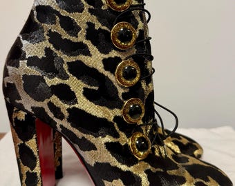 Christian Louboutin - "Lady See" 100 ankelboots - Svartguld Lurex Feline - 37