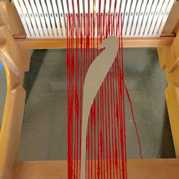 Ashford New double ended durable Nylon reed ( not plastic) and heddle Hook: Saorisantacruz