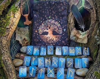 Juego de runas nórdicas hecho a mano