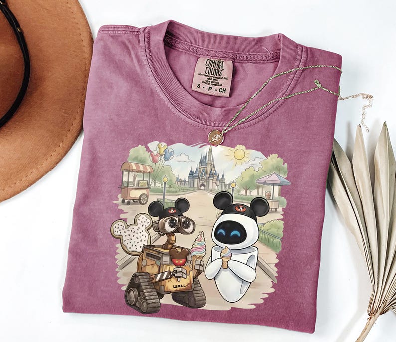 Camiseta Comfort Colors Disneyland Snack WALL-E y EVE, camiseta de helados de Disney Parks, top del castillo de Magic Kingdom, atuendo para amantes de la comida en Disneyland. imagen 2