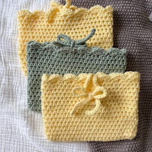 Crochet Book Sleeve | Ereader Protector Pouch | Acrylic Yarn Reading Accessory