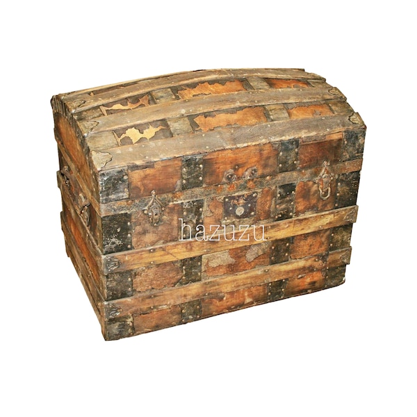 Antique Trunk Treasure Chest Box pirate PNG vintage clip art transparent background digital stamp instant download collage scrapbooking