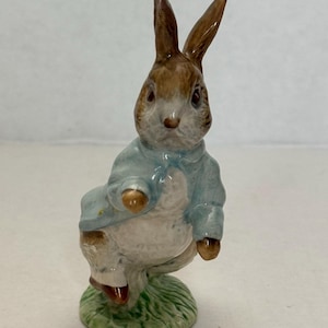 Vintage Beswick Beatrix Potter Peter Rabbit Figurine – England, Copyright 1948 – Blue Jacket