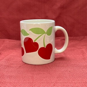 Waechtersbach Red Hearts & Green Leaves Mug