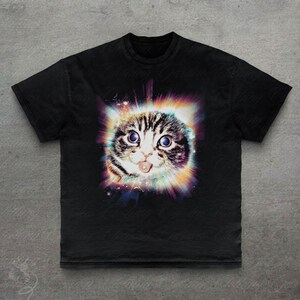 Psychedelic Cat Graphic Tee, Gifts For Cat Lovers, Funny Hippie Kitten T-Shirt for Women Men, Retro Space Cat Meme Top, Y2K Cat Shirt