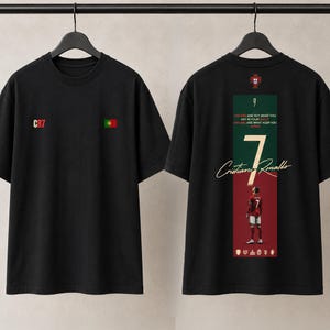 CR7 Cristiano Ronaldo Trikot Portugal Fußball T-Shirt Cristiano Ronaldo Geschenk für Freund Fußballfan Grafik Rückendruck Unisex T-Shirt PNG Ziege Bild 2