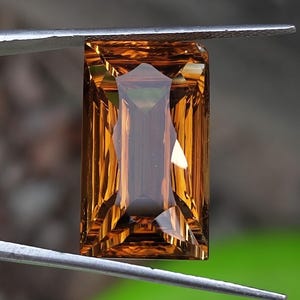 Natural Golden Quartz Gemstone | Emerald Cut Rectangular Faceted Loose Stone