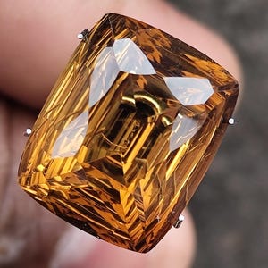 Golden Brown Beer Quartz | 20.25 ct Cushion Cut Collector Stone