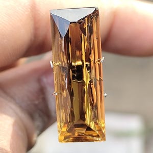 Baguette Cut Beer Quartz | 21.50 Ct Golden Brown Gemstone