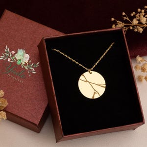 14K Gold Kintsugi Disc Necklace, Japanese Gold Crack Kintsugi Jewelry, Handmade Japanese Charm, Personalized Kintsugi  Necklace, Mom Gift