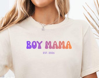 Personalisierbares Boy Mama T-Shirt z Geburtsjahr, Geschenk für Mama, Muttertag, Geburtstag, Babyshower