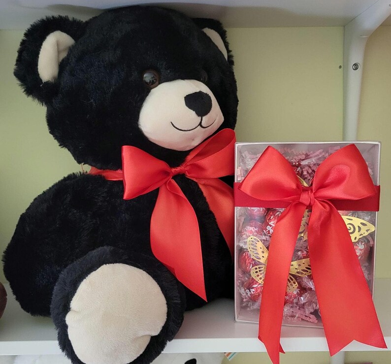 Trufa LINDT con regalo de oso imagen 4