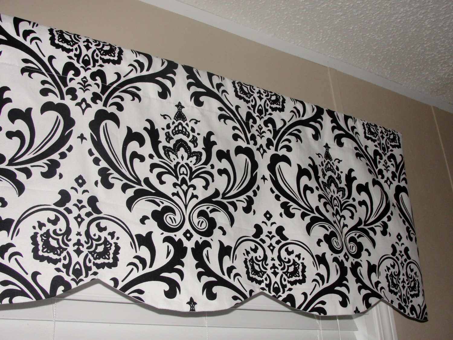 Premier Prints Black and White Damask Scalloped Valance Etsy