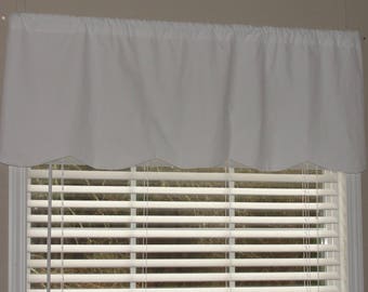 Kaufman Premium Kona Cotton All White Scalloped Valance 52" wide  x 18" long