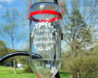 Comedero para colibríes en memoria de la pérdida de la madre: regalo de duelo