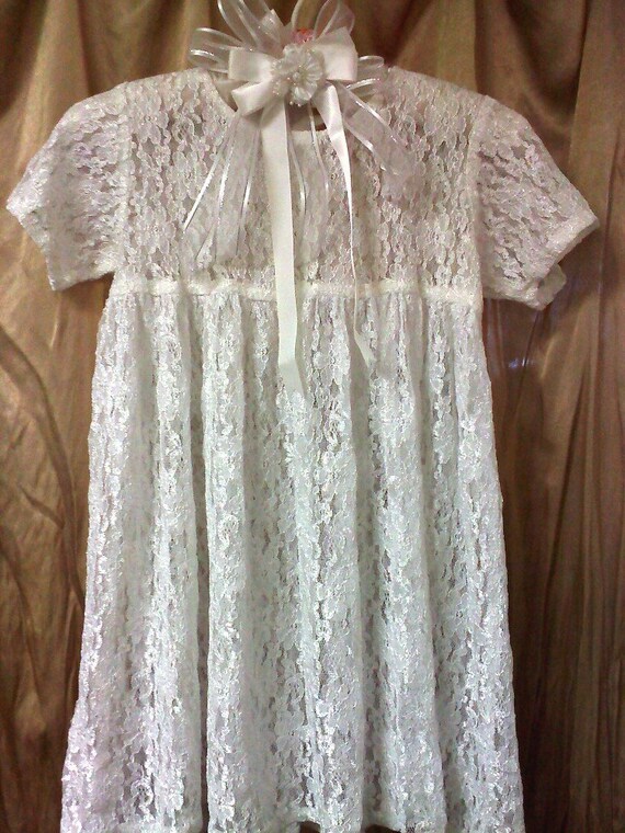 Size 3-4 to 5-6YRS, Vintage Victorian White Lace Flower Girl Dress