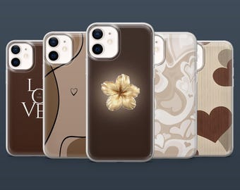 Bonita funda marrón con corazón beige para iPhone 17, 16, 15, 14, 13, Samsung S25Fe, S24, S23, S22, A16, A26, A56, Pixel 9Pro, 8A.