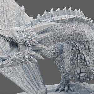 Pode incluir: Escultura detalhada de um dragão cinzento com boca aberta, dentes afiados e escamas texturizadas. O dragão tem grandes asas e está pousado numa superfície rochosa. Colecionável com tema de fantasia.
