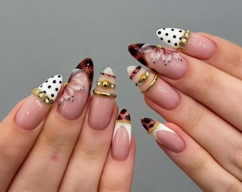 Unhas postiças personalizadas com bolinhas, borboleta e anel em 3D - Elegantes para noivas e festas - Unhas postiças de acrílico feitas à mão