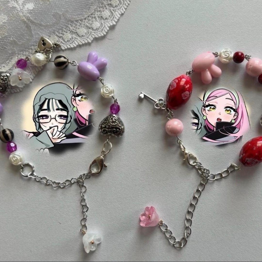 Matching Alien Stage Bracelets ! - Etsy