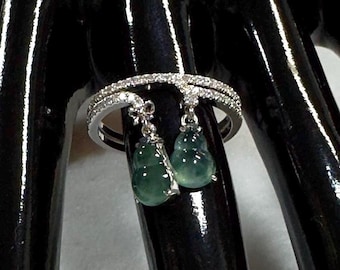Tamaño 8 alto color helado azul y verde calabaza de la suerte Anillo de diamantes naturales de oro de 14K特色雙葫蘆靈動戒指/Jadeíta natural sin tratar de mina antigua birmana