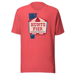 Hunt's Pier T-Shirt - Wildwood, NJ | Retro Jersey Shore Theme Park Tee