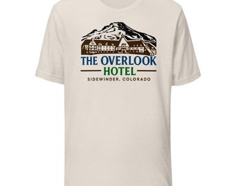 オーバールック・ホテルTシャツ - 70年代のクラシックホラー映画「シャイニング」パロディTシャツ