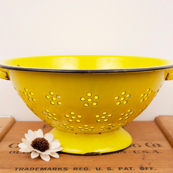 vintage yellow strainer