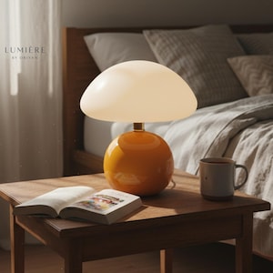 Orange Pilz Tischlampe | Retro Moderne Nachttischleuchte | Mid Century Nachttischlampe | Skandinavisches Nachtlicht | Wohnzimmer gemütliche Beleuchtung