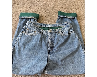 Vintage L.L. Bean Jeans im Used-Look mit grünen Bündchendetails und Fleecefutter