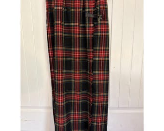 Vintage Archie Brown & Son Women's 10 Wool Skirt Red Plaid Pleated Great Britain