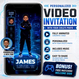 Könnte beinhalten: Eine digitale Video-Einladungsvorlage für eine Party zum Thema Gaming auf einem Smartphone-Bildschirm. Die Benutzeroberfläche zeigt ein Kind in einem schwarzen Kapuzenpullover, den Text JAMES LEVEL 11 und blaue Neongrafiken. Text: PERSONALIZED VIDEO INVITATION.
