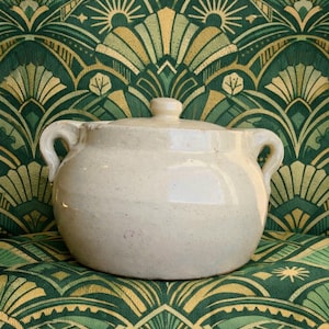 Vintage Medalta Bean Pot Pottery