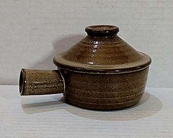 茶色の釉薬が垂れたストーンウェア製スープポット（通気孔付き蓋付き）｜70年代の農家風陶器