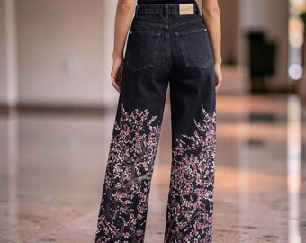 Blumen bestickte schwarze Jeans - Weites Bein Hohe Taille Denim Hose