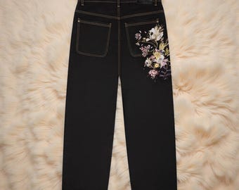 Unisex Handmade Embroidered Jeans - Black Denim Pants – Floral Design – Trendy Streetwear