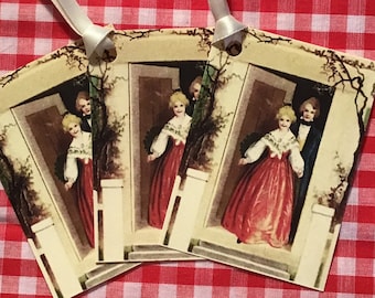 Ivory Vintage Style Lady in rosso tag di Natale con nastro satin d'avorio, stampato su avorio Cardstock