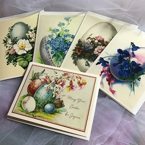 Cartões de Páscoa, designs vintage: flores e ovos, conjunto de 5 com envelopes marfim